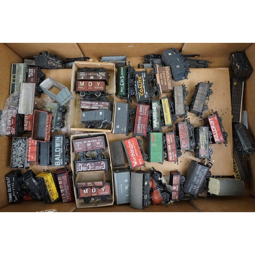 77 - Around 100 OO gauge items of rolling stock to include Mainline, kit built, CooperCraft, Hornby etc, ... 