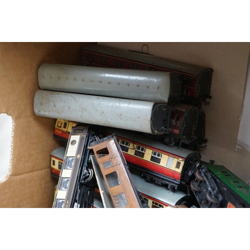 80 - Around 40 OO gauge items of rolling stock to include mainly kit built examples, Hornby etc, conditio... 