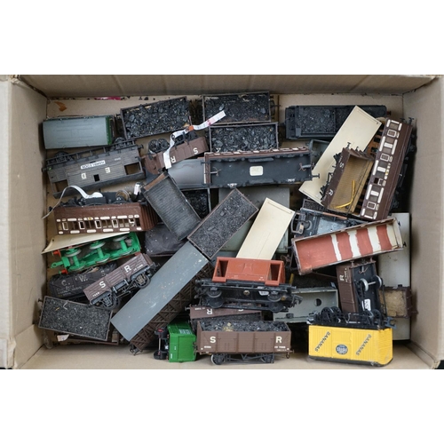 83 - Around 50 OO gauge items of rolling stock to include kit built examples, Hornby Dublo, Grafar, Peco,... 