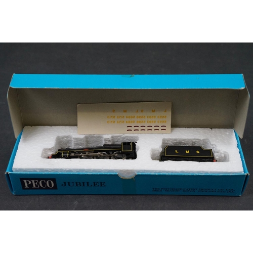 9 - Five boxed / cased N gauge locomotives to include 2 x Peco Jubilee NL-21, Arnold Rapido 0244, and 2 ... 