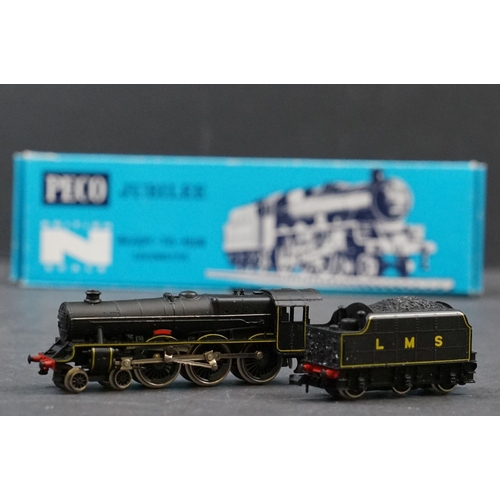 9 - Five boxed / cased N gauge locomotives to include 2 x Peco Jubilee NL-21, Arnold Rapido 0244, and 2 ... 