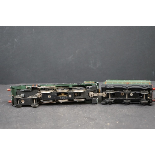 91 - Three OO gauge locomotives to include diecast Wrenn Cardiff Castle 4-6-0 with tender, Mainline JOEM ... 