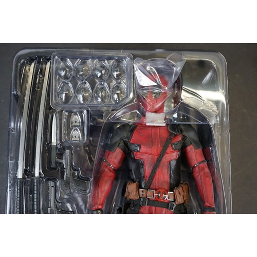 1005 - Boxed Hot Toys Movie Masterpiece Marvel 1/6 scale Deadpool MMS347 figure, complete and excellent