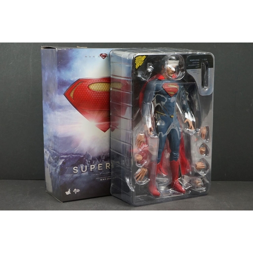 1026 - Boxed Hot Toys Movie Masterpiece DC Direct 1/6 MMS200 Collectors Edition Superman Man of Steel figur... 