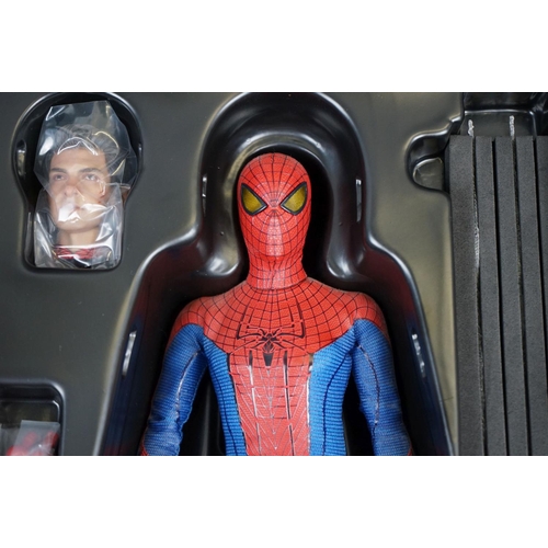 1029 - Boxd Hot Toys Movie Masterpiece 1/6 Marvel The Amazing Spiderman figure MMS179, complete and excelle... 