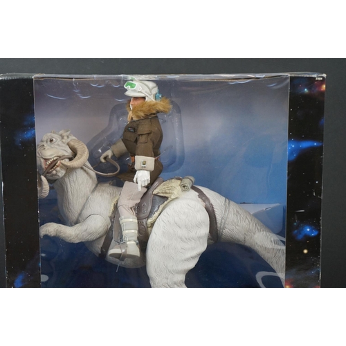 1030 - Star Wars - Boxed Kenner Star Wars Collector Series Han Solo and Tauntaun, appearing unopened and co... 