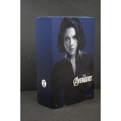 1039 - Boxed Hot Toys Movie Masterpiece 1/6 Marvel The Avengers Black Widow MMS178 figure, complete and exc... 