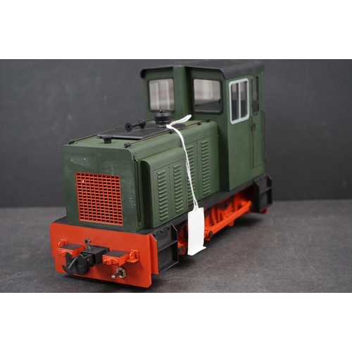 122 - British Model Supply Baguley Drewry Diesel O scale electric 0-6-0 locomotive in green/black/red live... 