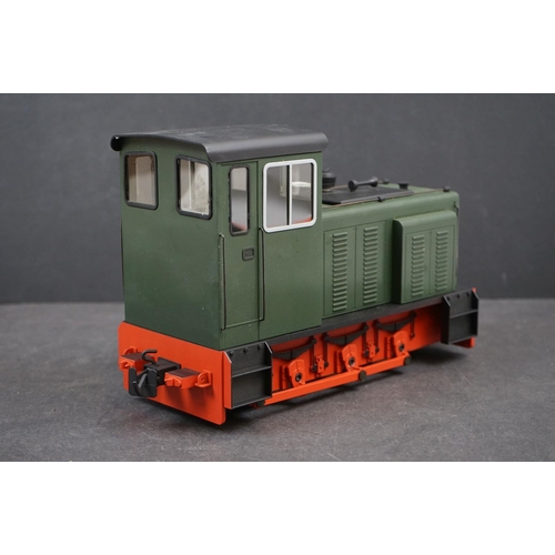 122 - British Model Supply Baguley Drewry Diesel O scale electric 0-6-0 locomotive in green/black/red live... 