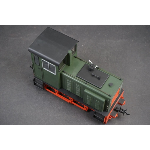 122 - British Model Supply Baguley Drewry Diesel O scale electric 0-6-0 locomotive in green/black/red live... 