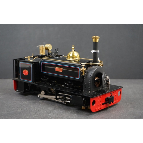 124 - Finescale Engineering Co O Gauge Live Steam 0-4-0 Saddle Tank Locomotive 'Topsy' in black livery, wi... 