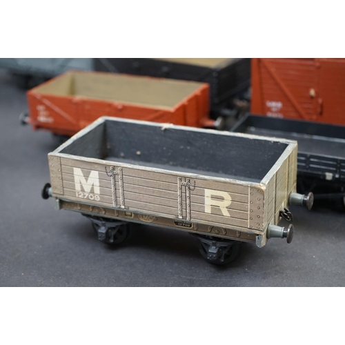 127 - 21 O gauge items of rolling stock to include Aitch, scratch built, kit built etc, various trucks and... 