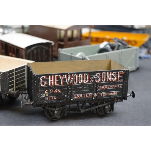 127 - 21 O gauge items of rolling stock to include Aitch, scratch built, kit built etc, various trucks and... 