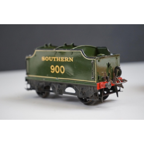 146 - Hornby O gauge Eton 4-4-0 electric locomotive with a boxed No 2 Special Tender, showing paint wear,