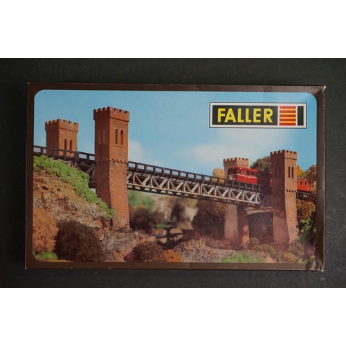 150 - 19 Boxed and unbuilt N gauge plastic model kits to include Ratio, Faller, KeilKraft, and Pola, unche... 