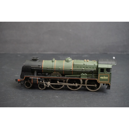 153 - Two boxed OO gauge locomotives to include Bachmann 31051 0-6-0T J72 Class and Hornby R252 LNER Loco ... 