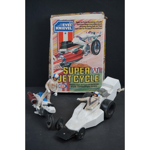 1047 - Boxed Ideal Toy Corp Evel Knievel Super Jet Cycle, missing energizer, tatty box and grubby action fi... 