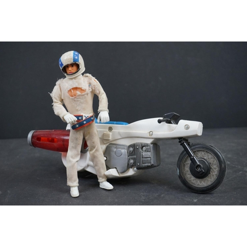 1047 - Boxed Ideal Toy Corp Evel Knievel Super Jet Cycle, missing energizer, tatty box and grubby action fi... 