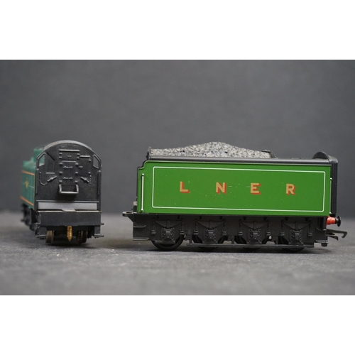 115 - Three OO gauge locomotives to include Triang R651 Stephenson's Rocket plus 2 x Triang Hornby locomot... 