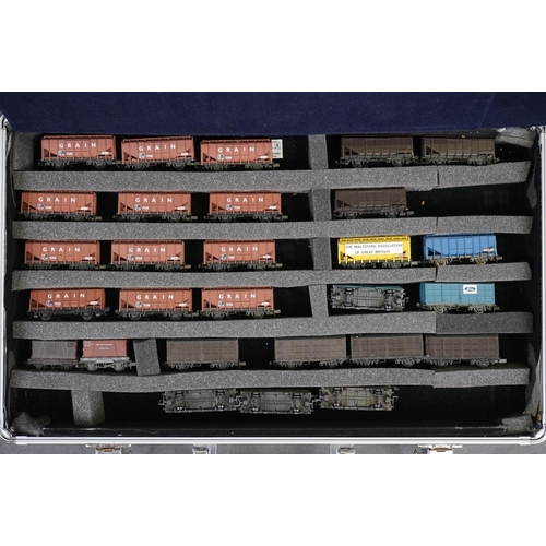 117 - 64 N gauge items of rolling stock contained within 3 x flight cases, includes Peco, Graham Farish, G... 