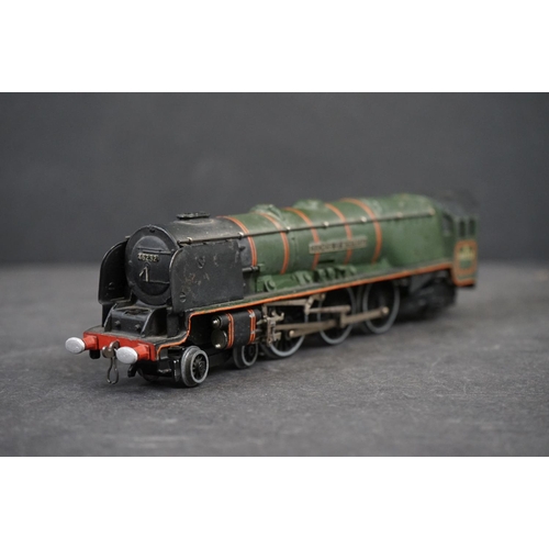 66a - Two Hornby Dublo locomotives to include Duchess of Atholl and Duchess of Montrose, both with tenders