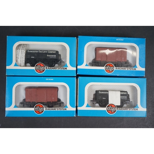 90a - 18 Boxed OO gauge items of rolling stock to include 6 x Lima, 5 x Hornby, 4 x Airfix, Mainline and W... 