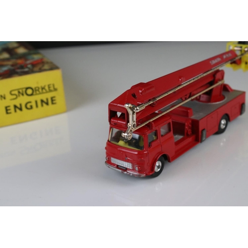 1634 - Two boxed Corgi Major diecast models to include 1105 Carrimore Car Transporter with Bedford Tractor ... 