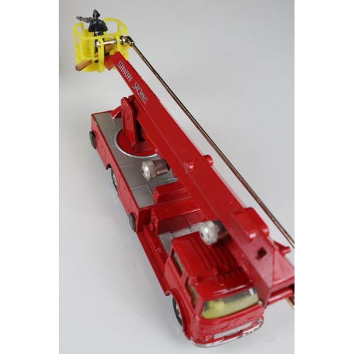 1634 - Two boxed Corgi Major diecast models to include 1105 Carrimore Car Transporter with Bedford Tractor ... 