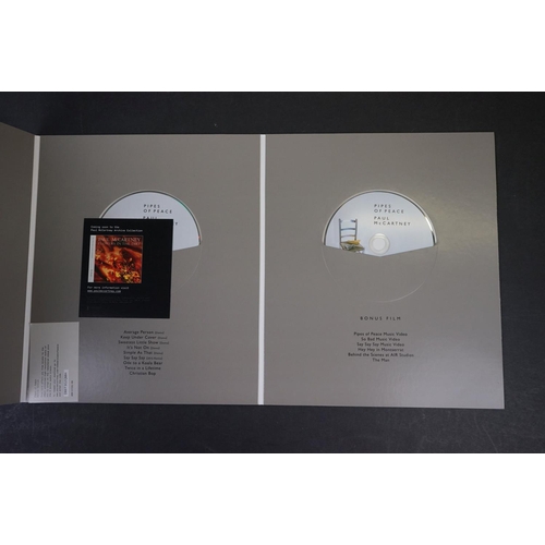 1033 - CD / DVD - Paul McCartney Pipes of Peace Deluxe 2 CD / DVD numbered edition Box Set, numbered editio... 