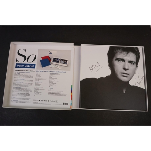 1069 - Vinyl / CD / DVD / Autograph - Peter Gabriel So 25th Anniversary Deluxe Box Set (2px40vju) signed by... 