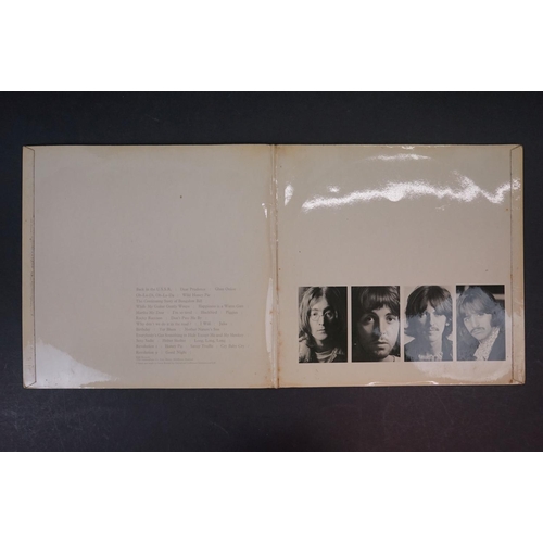 1112 - Vinyl - The Beatles - White Album. Original UK 1st pressing numbered Top Loader and complete Mono co... 