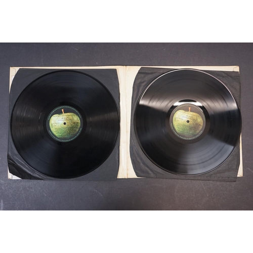 1112 - Vinyl - The Beatles - White Album. Original UK 1st pressing numbered Top Loader and complete Mono co... 