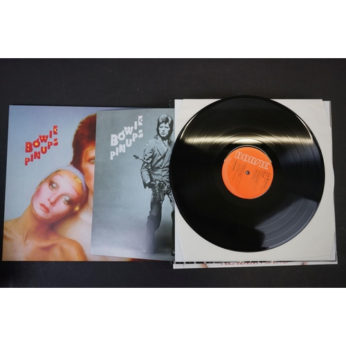 251 - Vinyl - David Bowie Five Years 1969-1973 Box Set, complete and ex, a bit of squash & wear to outer b... 