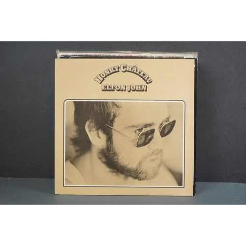 1323 - Vinyl - 16 Elton John LPs to include A Single Man, Blue Moves, Greatest Hits, Goodbye Yellow Brick R... 