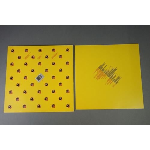 1175 - Vinyl - The Pet Shop Boys - Very (Parlaphone Records PCSD 143), all sleeves and vinyl VG+.