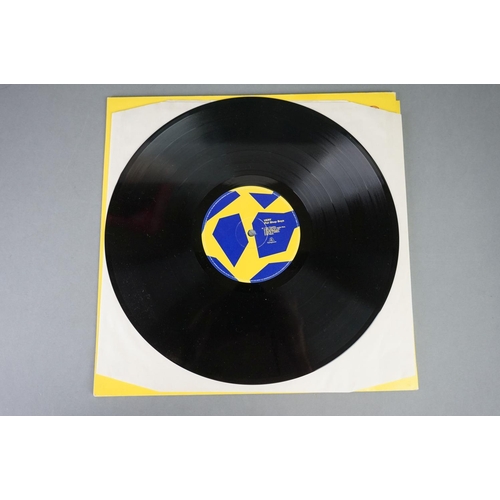 1175 - Vinyl - The Pet Shop Boys - Very (Parlaphone Records PCSD 143), all sleeves and vinyl VG+.