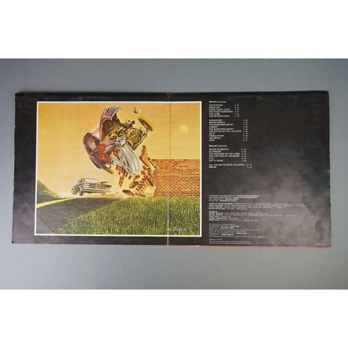 118 - Vinyl - Aphrodite's Child 666 (Vertigo 6673 001) gatefold, Vertigo swirl inners.  Sleeve VG with buf... 