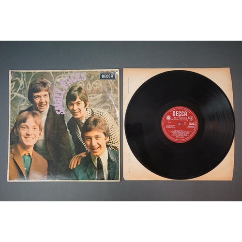 300 - Vinyl - Small Faces self titled on Decca LK4790 red unboxed Decca mono label, sleeve and vinyl vg