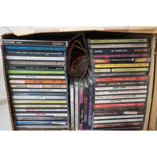 1381 - CD's - Around 400 CD's to include many Country artists, Rod Stewart, Aretha Franklin etc, ex conditi... 