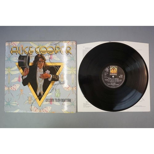 215 - Vinyl - Alice Cooper 5 LP's to include Muscle Of Love (diecut card sleeve), From The Inside (BSK 326... 