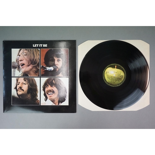 222 - Vinyl - The Beatles 4 LP's to include A Hard Days Night (PCS 3058) Stereo, two EMI boxes label, Abbe... 