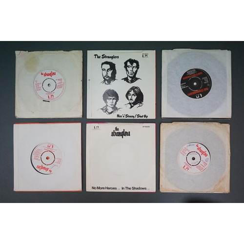 351 - Vinyl - The Jam / Stranglers 27 7