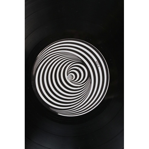 1478 - Vinyl - Patto Hold Your Fire LP on Vertigo 6360032, large Vertigo swirl label with Vertigo shown to ... 