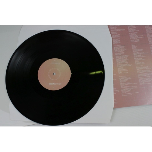 33 - Vinyl - Garbage Beautiful Garbage Double LP on Mushroom MUSH95LP, with lyric inner, sleeve vg++, vin... 