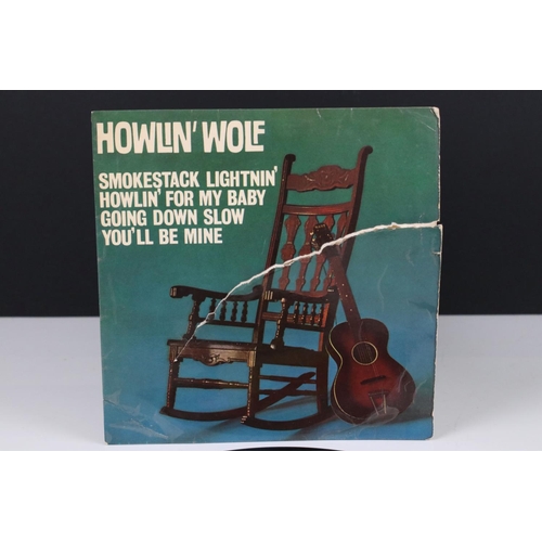 359 - Vinyl - Howlin' Wolf Self Titled EP (NEP 44015) on Pye International.  Sleeve G with 15cm tear to fr... 