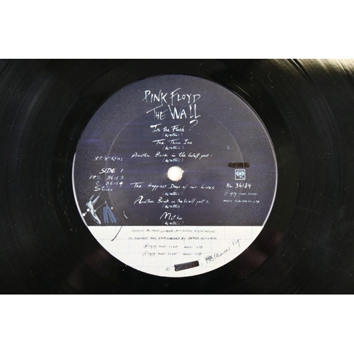 36 - Vinyl - Pink Floyd The Wall LP (CBS 36183) US pressing paper inner and 'Pink Floyd The Wall' 10x18cm... 