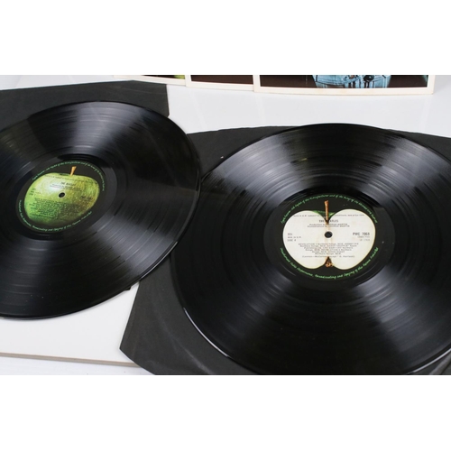 49 - Vinyl - The Beatles two copies of The White Album (PMC 7067/8) first one numbered 0161086 top opener... 