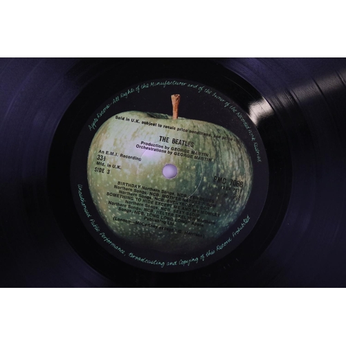 49 - Vinyl - The Beatles two copies of The White Album (PMC 7067/8) first one numbered 0161086 top opener... 