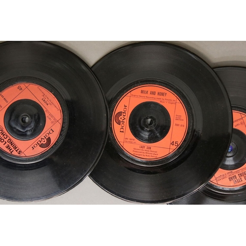 1446 - Vinyl - Large quantity of 45s spanning the genres and decades, within picture / company sleeves, som... 