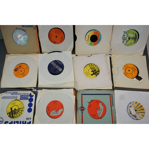 1474 - Vinyl - Approx 40 Reggae 45's featuring Trojan etc mainly in plain sleeves. Condition varies